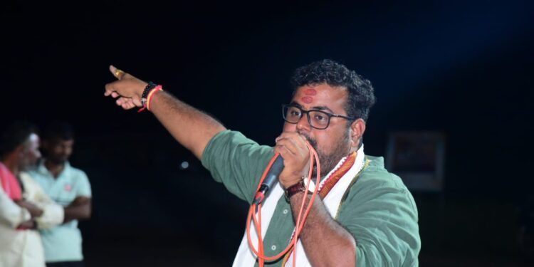 सरपंच पद हे शेळीच्या शेपटासारखं, माशाही हानता येईना आणि..