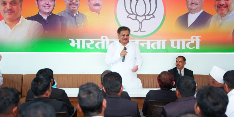 न्यायालयाच्या इमारतीचा दर्शनी भाग तुळजाभवानी देवीच्या मंदिराशी साधर्म्य असणाऱ्या बांधकामासाठी निधी कमी पडू देणार नाही – आ.राणाजगजितसिंह पाटील