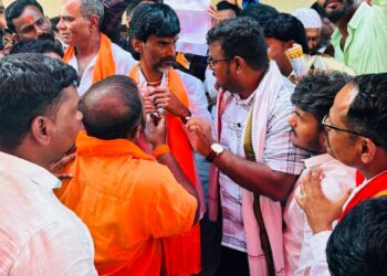 तुळजापूर मतदार संघात ‘याच’ अपक्ष उमेदवाराचा बोलबाला