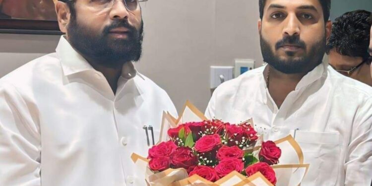 लागा तयारीला.. ‘वन साईड’ – सुरज साळुंके समर्थकांच्या पोस्ट ने चर्चेला उधाण!