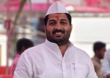 धाराशिव मध्ये शिवसेनेत बंडखोरी; पिंगळेंना उमेदवारी दिल्याने जिल्हाप्रमुख सुरज साळुंके करणार बंड?