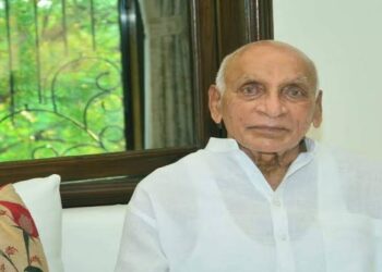 महत्वपूर्ण प्रकल्प पुढे नेण्यासाठी राणाजगजितसिंह पाटील यांना विजयी करा – डॉ.पाटील