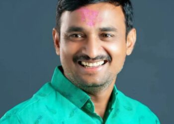 बीड जिल्ह्यात सरपंचाचा दिवसाढवळ्या खून