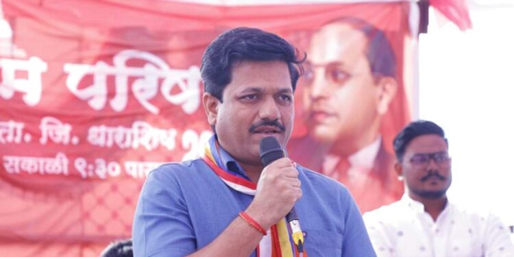 सोलार पंप बसविण्यासाठी खुल्या बाजारातील कंपन्या ठरविण्याचे अधिकार शेतकऱ्यांना द्या – आ.कैलास पाटील