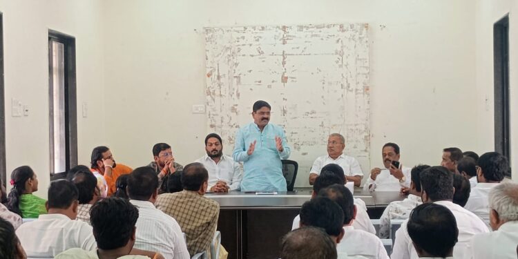 शिवसेना सदस्य नोंदणी अभियानाची धाराशिव येथे बैठक