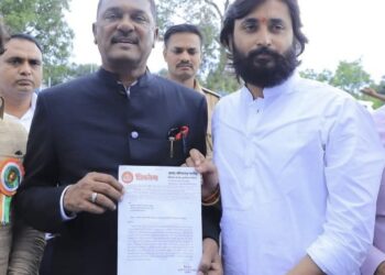 लोहाऱ्यात बस डेपोची तातडीची गरज – प्रवाशांची नेहमीची कुचंबना