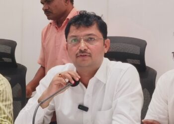 शेतकऱ्यांना पंचनाम्यासाठी फोटो देण्याची सक्ती नाही – किर्ती किरण पुजार