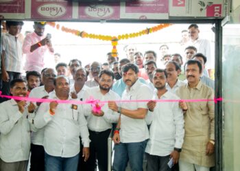 श्री विठ्ठल मल्टी स्पेशलिटी हॉस्पिटल व आय सी यु सेंटरचे उद्घाटन