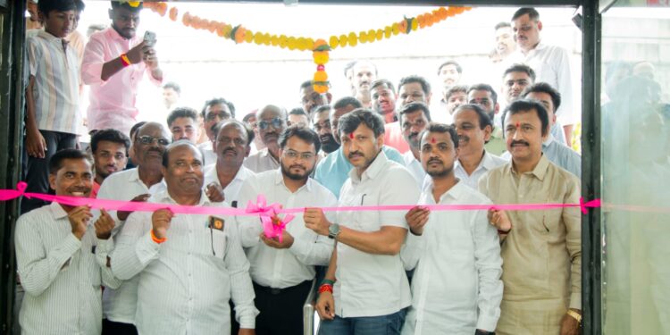 श्री विठ्ठल मल्टी स्पेशलिटी हॉस्पिटल व आय सी यु सेंटरचे उद्घाटन