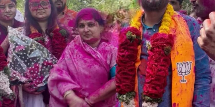 विरोधकांना चितपट करणारी राजकीय चाल! पिटू गंगणे यांची रणनीती यशस्वी; डॉ.अनुजा बिनविरोध