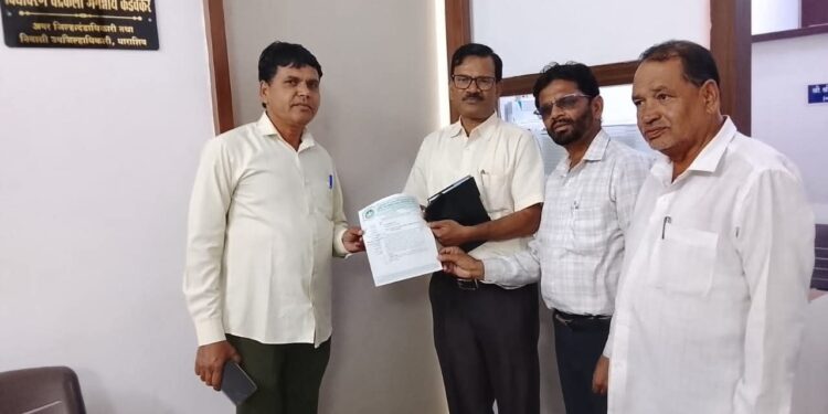 उरूस काळात सुरक्षा, दरनियंत्रण व पारदर्शकतेची मागणी; जिल्हाधिकाऱ्यांना निवेदन