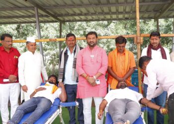 श्री सिद्धीविनायक परिवाराकडून रक्तदान शिबिर, दत्ताभाऊ कुलकर्णी यांच्या वाढदिवसानिमित्त राबवला उपक्रम