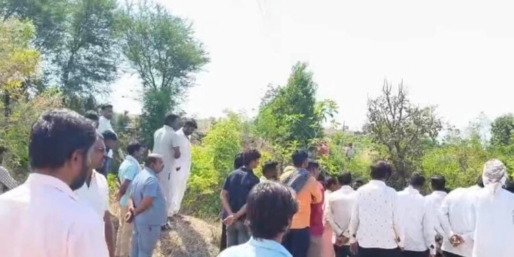 ३६ वर्षीय युवकाचा निर्घृण खून; पत्नीला अटक