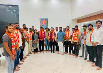 धाराशिव शहरात प्रभाग क्रमांक १० मधील कार्यकर्त्यांचा शिवसेनेत जाहीर प्रवेश