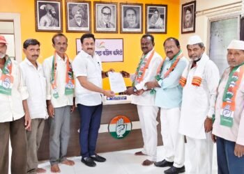 काँग्रेसच्या विचारधारेवर विश्वास; खानापूरच्या नागरिकांचा जाहीर पक्षप्रवेश, प्रकाश घायतीडक यांची तालुका सचिवपदी नियुक्ती
