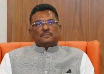मराठा आंदोलकांची धास्ती? मंत्र्यांचा धाराशिवऐवजी सोलापुरात मुक्काम